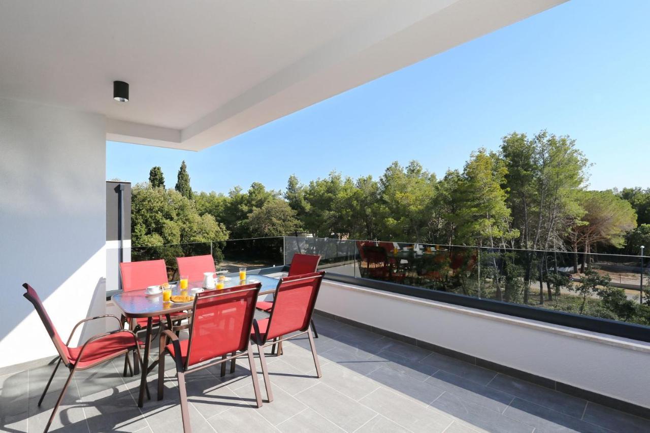 Villa Ankora 1 With Heated Pool Биоград-на-Мору Экстерьер фото