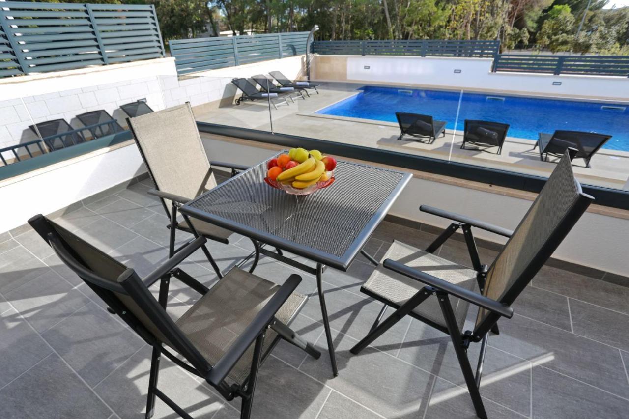Villa Ankora 1 With Heated Pool Биоград-на-Мору Экстерьер фото